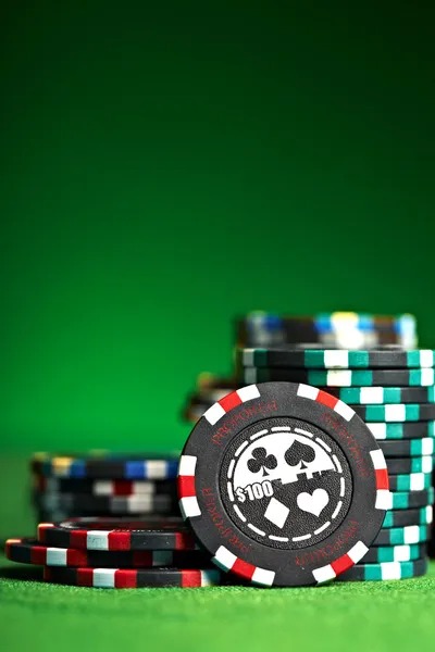 olxtotto mobile platform showing live blackjack table and dealer interface